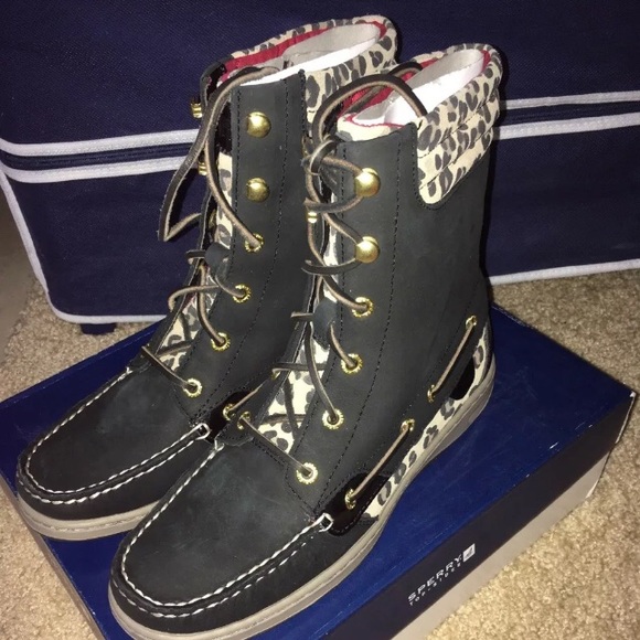 NWB Women’s Sperry Hikerfish Black Leopard 8M. - Picture 2 of 8